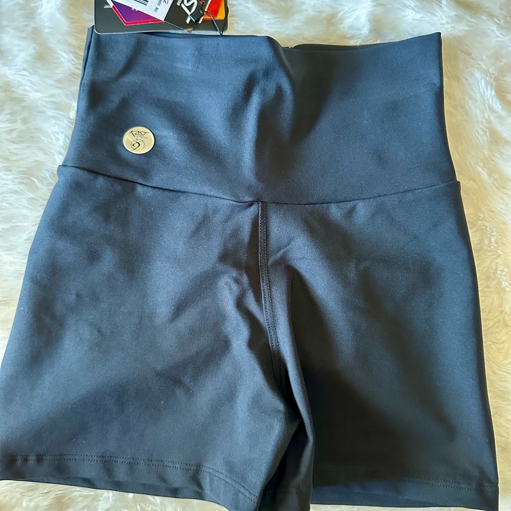 NWT Brazilian Brand flattering Gym shorts draped butt better than lululemon